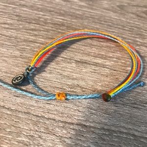 NWOT!! pura vida bracelet